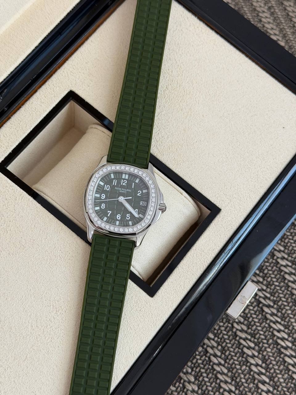 Patek Philippe Watch 11