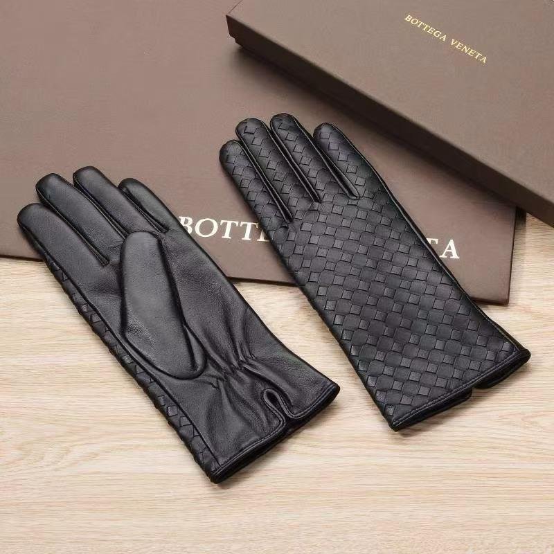 Glove 040