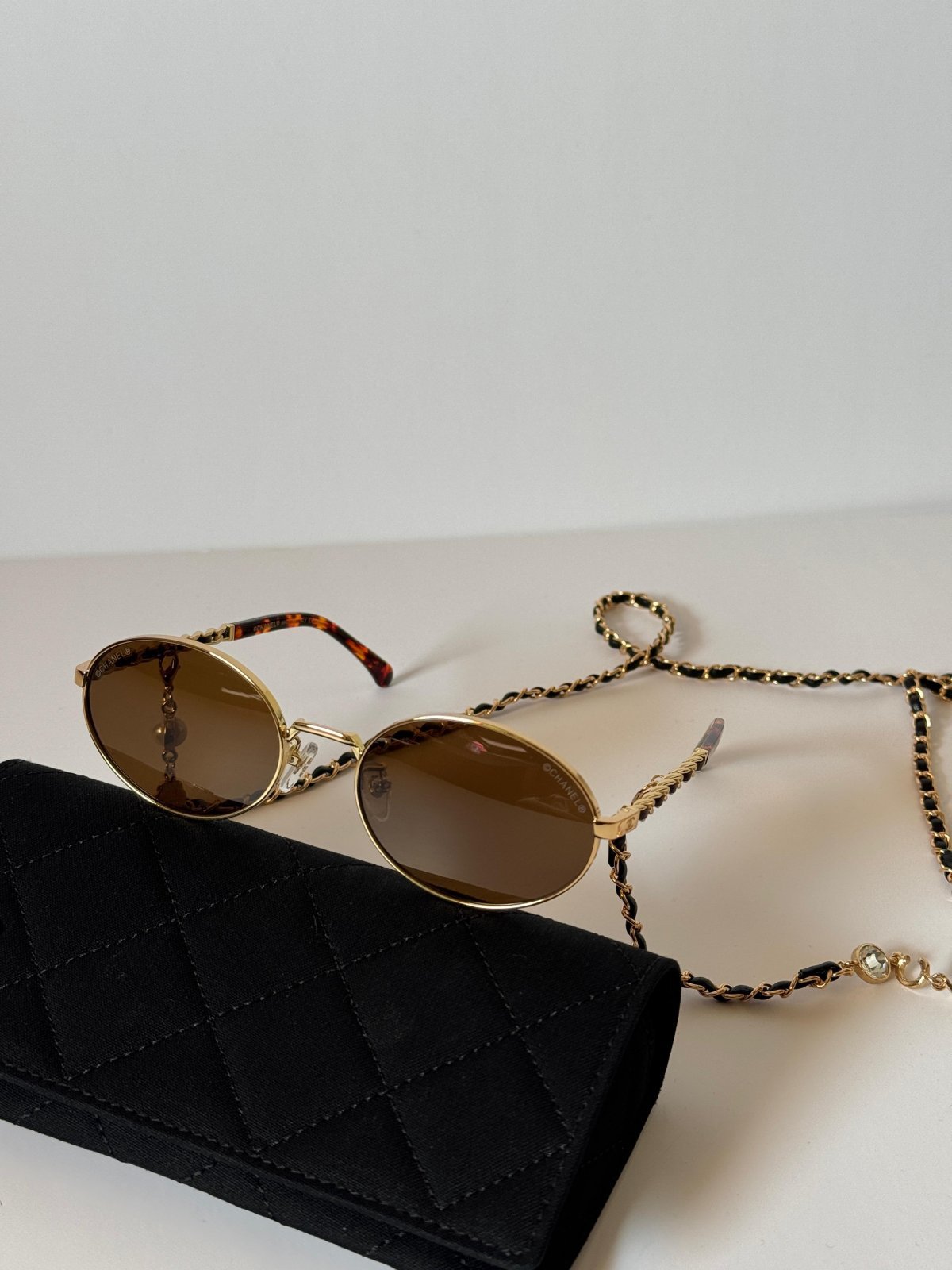 Sunglasses 057