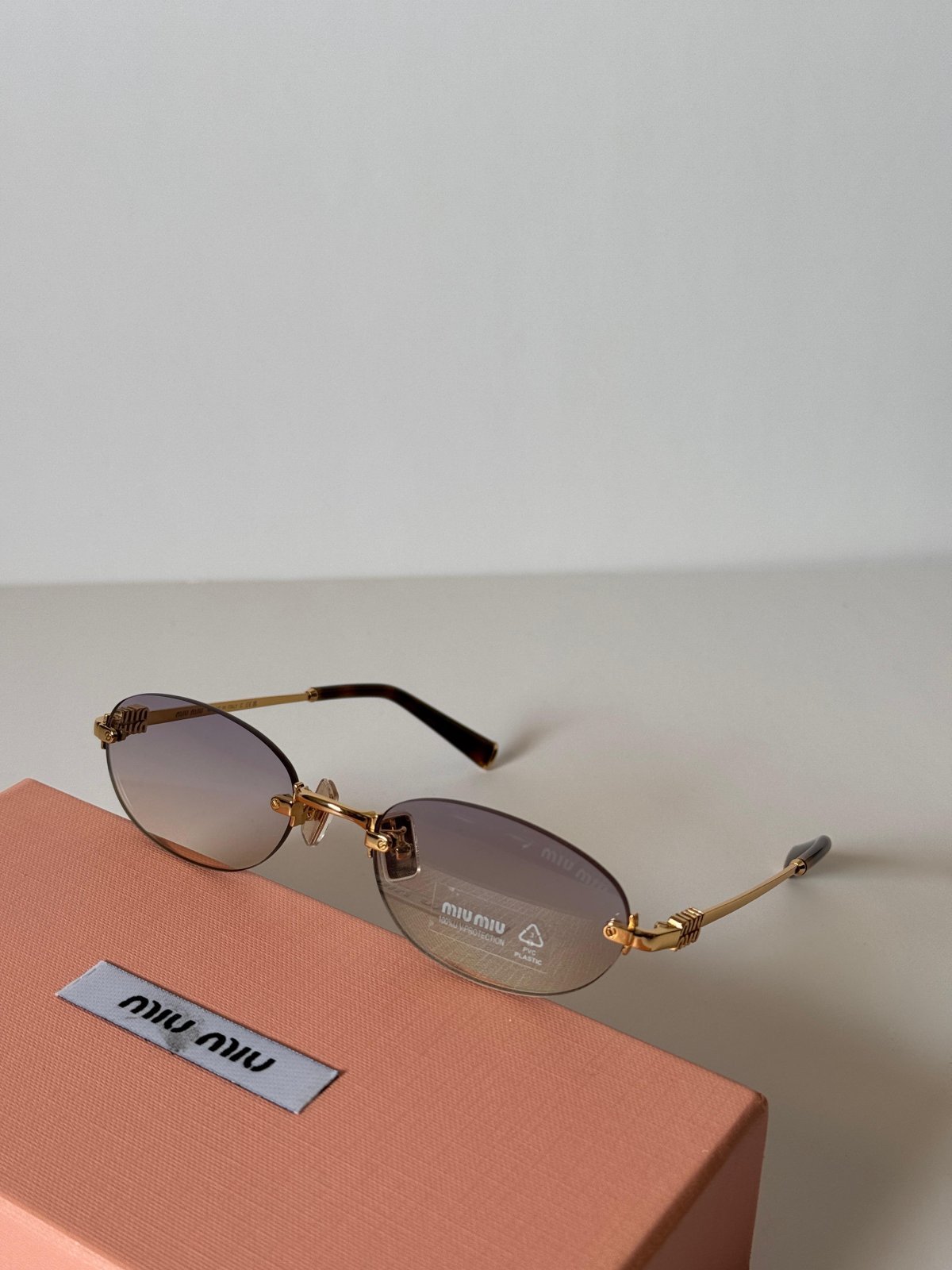 Sunglasses 104