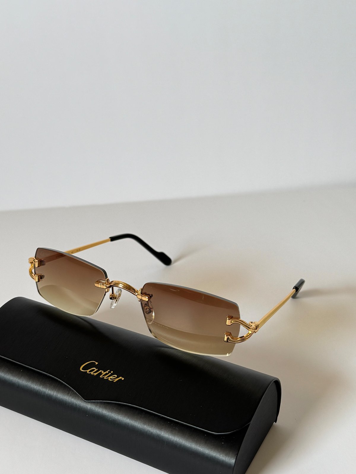 Sunglasses 107