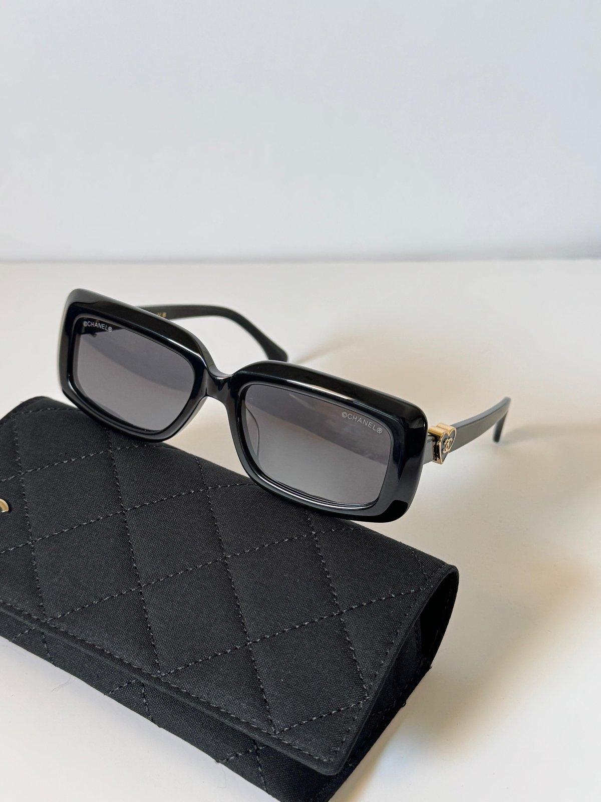Sunglasses 168
