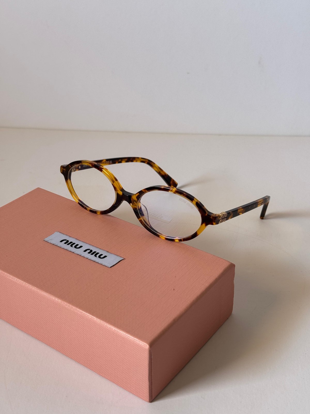 Sunglasses 175