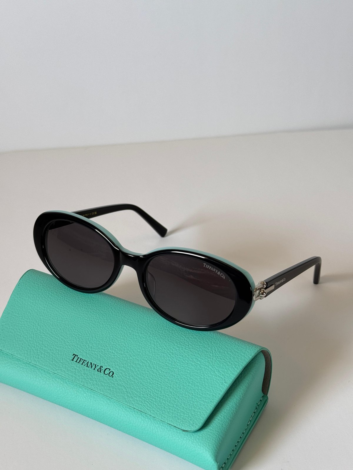 Sunglasses 206