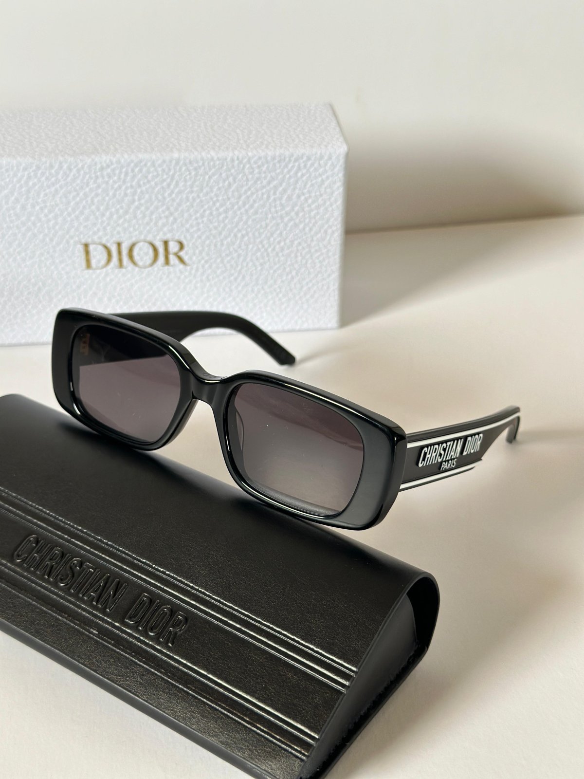 Sunglasses 227