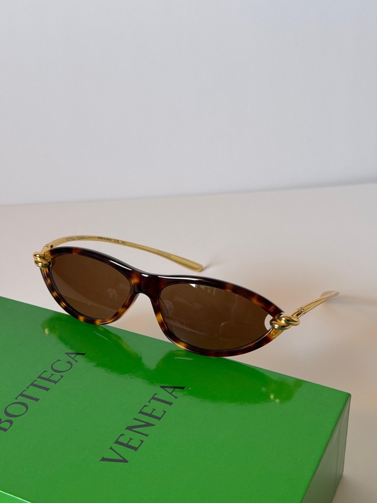 Sunglasses 242
