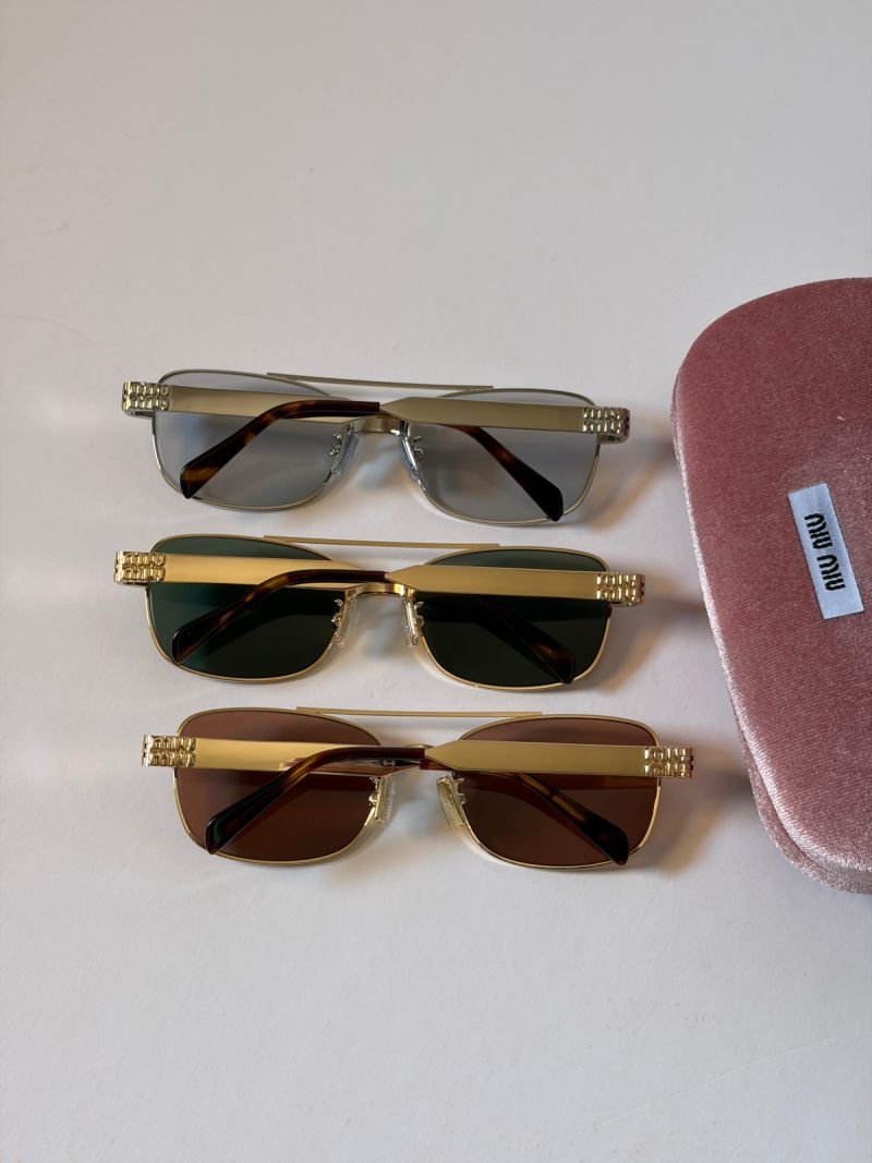 Sunglasses 409
