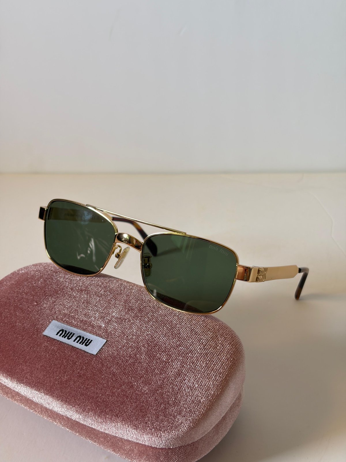 Sunglasses 411