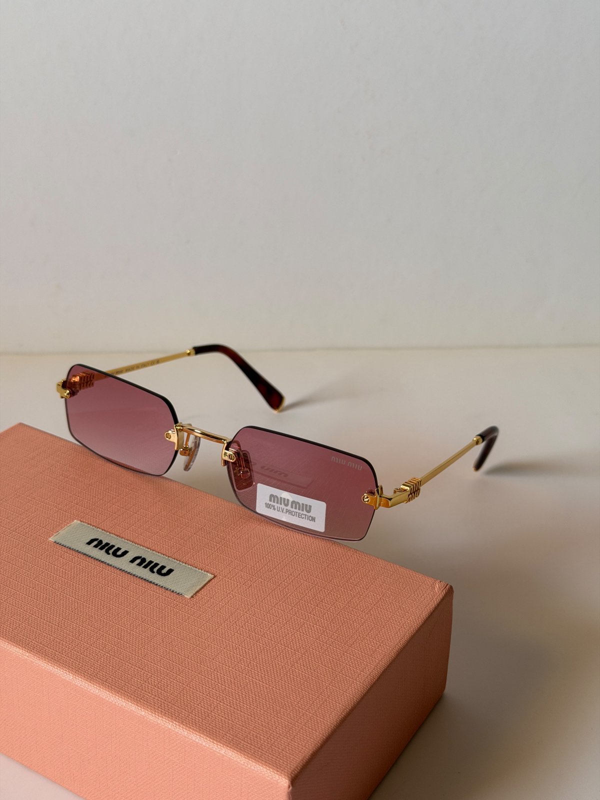 Sunglasses 433