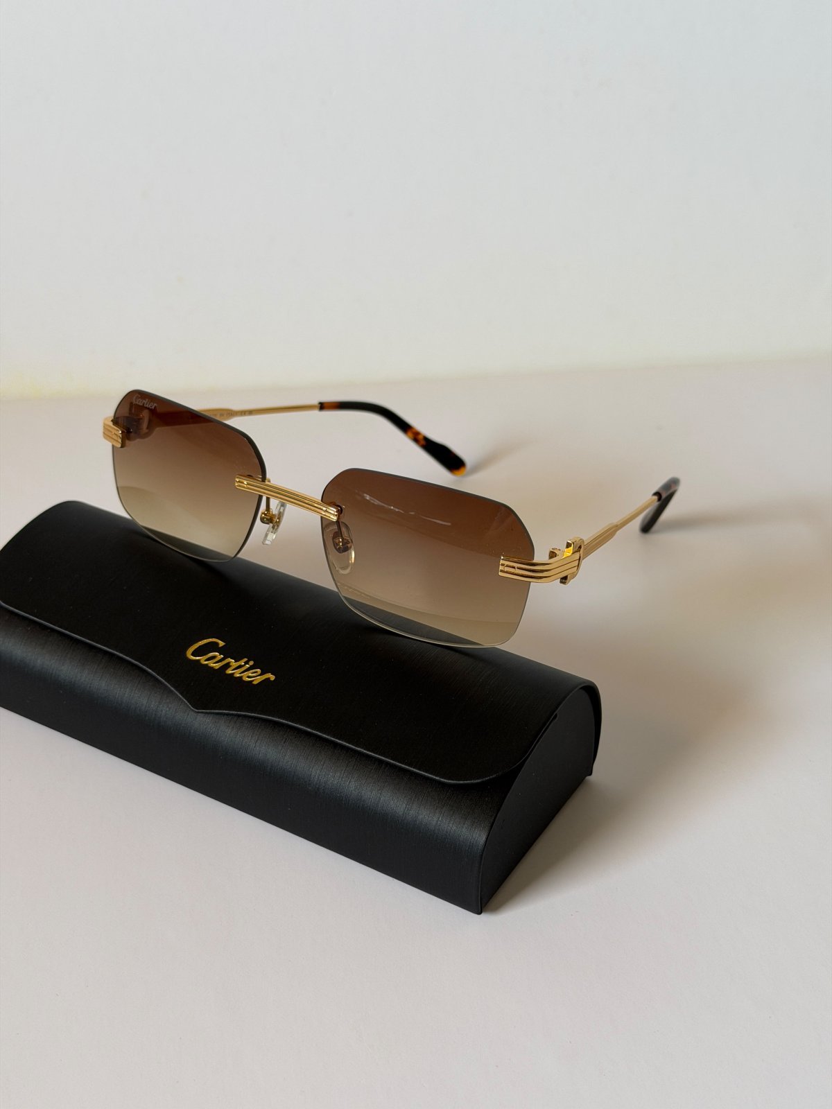 Sunglasses 478