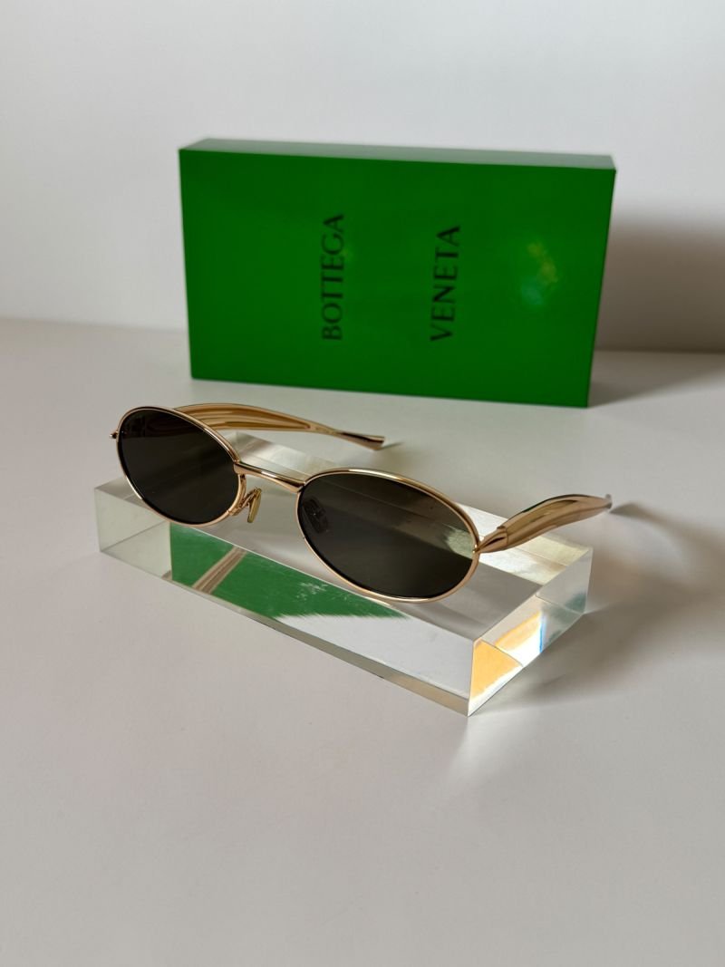 Sunglasses 485