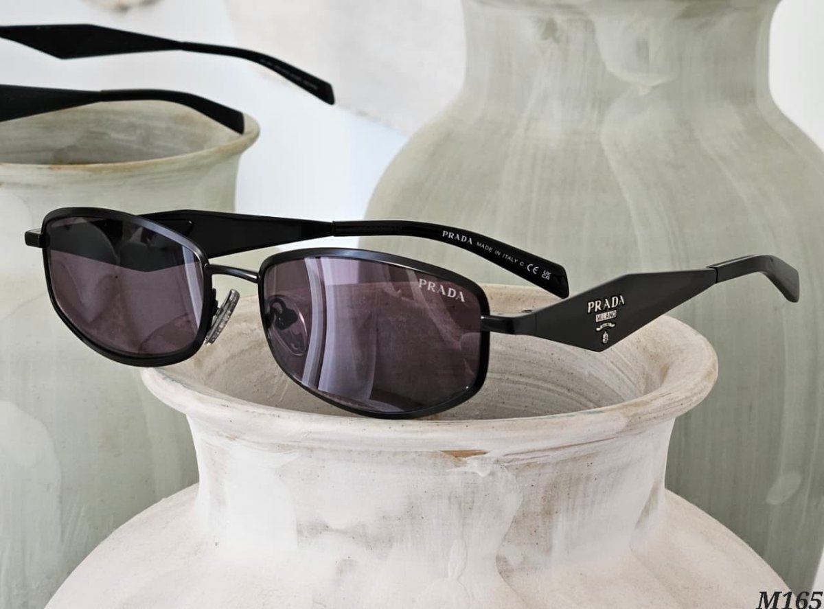 Sunglasses 494