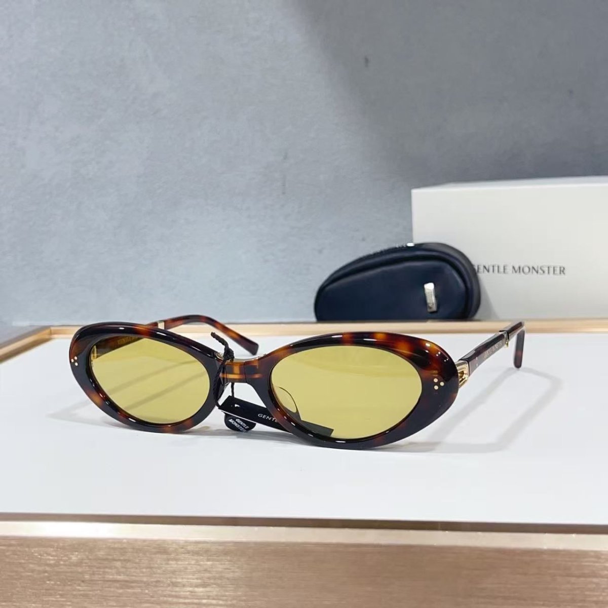 Sunglasses 511