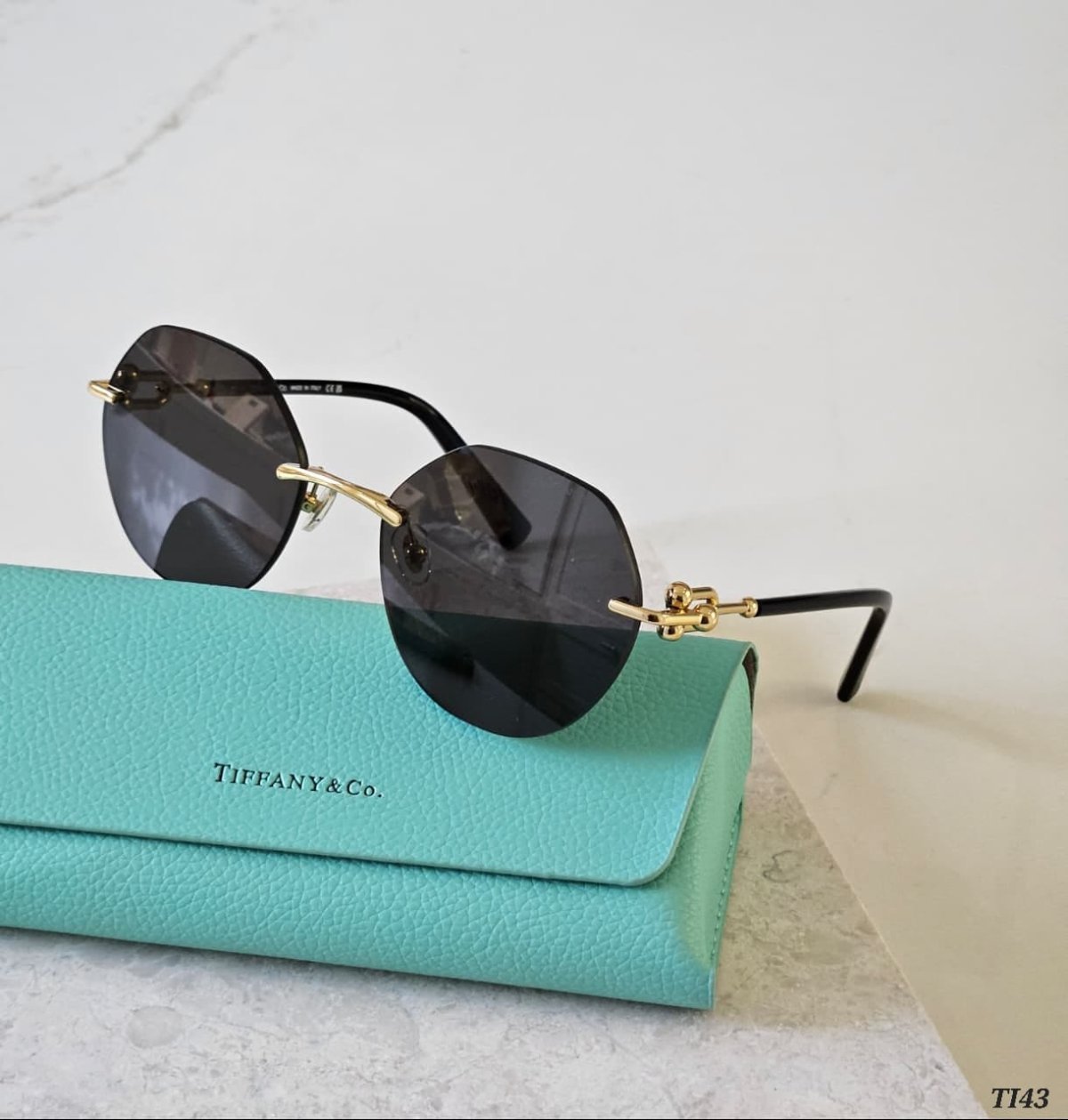 Sunglasses 534