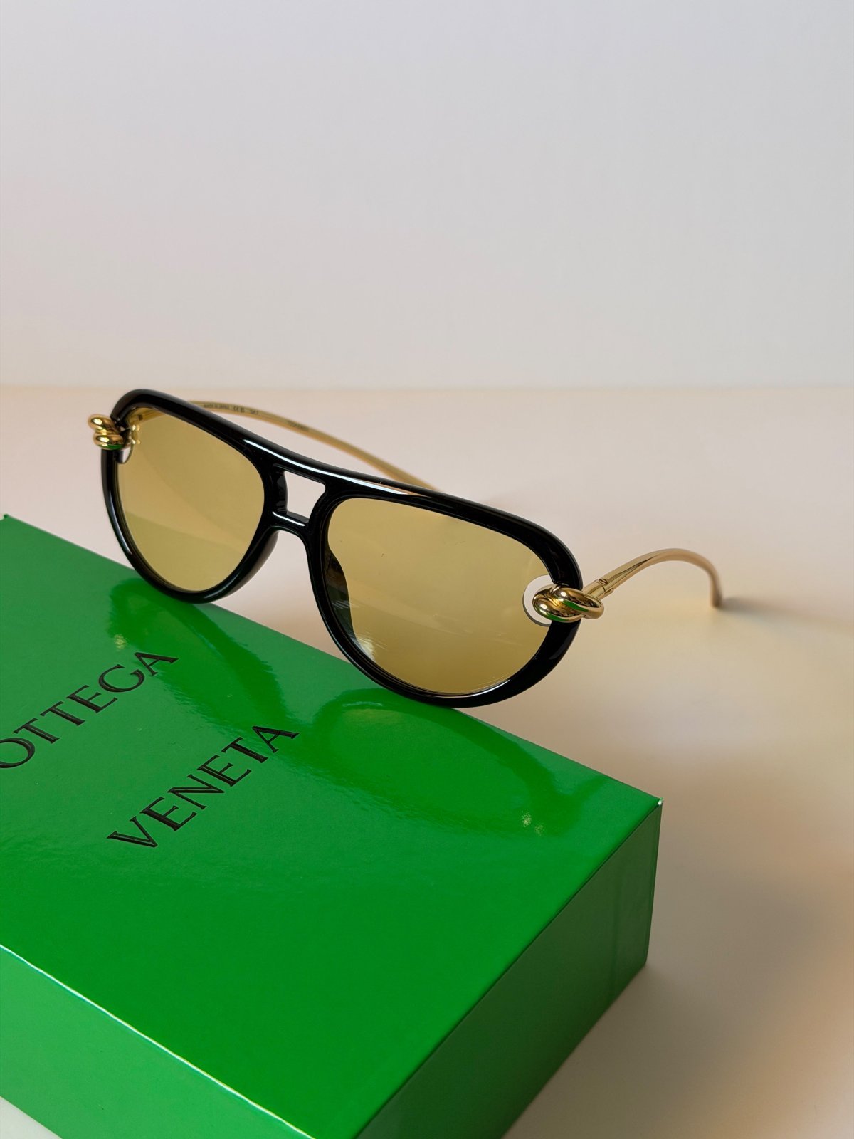 Sunglasses 563
