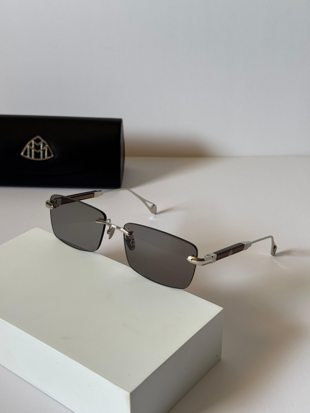 Sunglasses 009