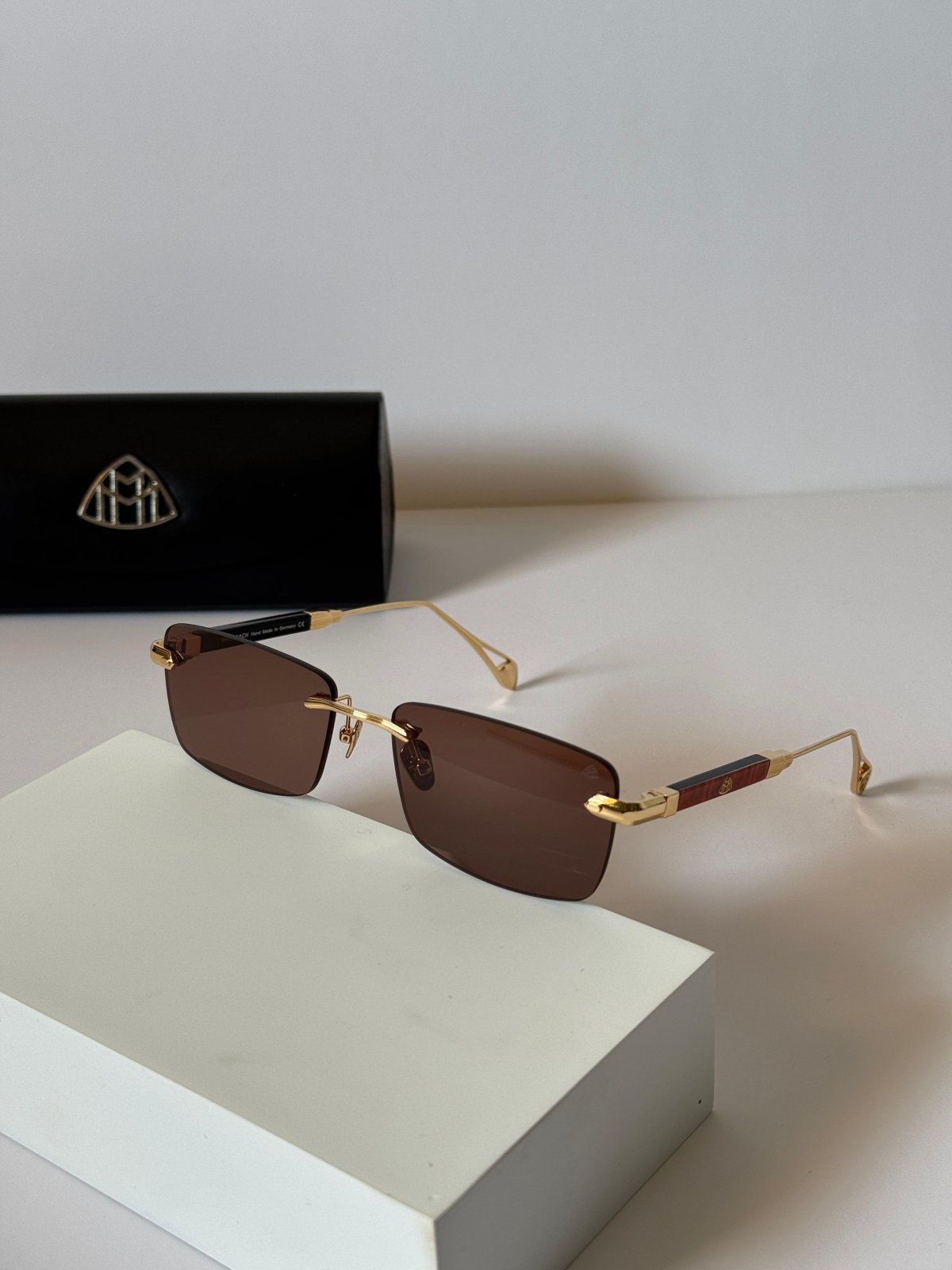 Sunglasses 011