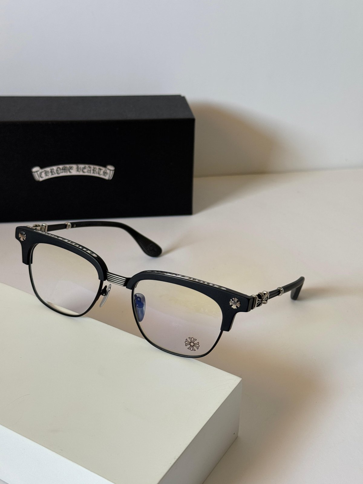 Sunglasses 027