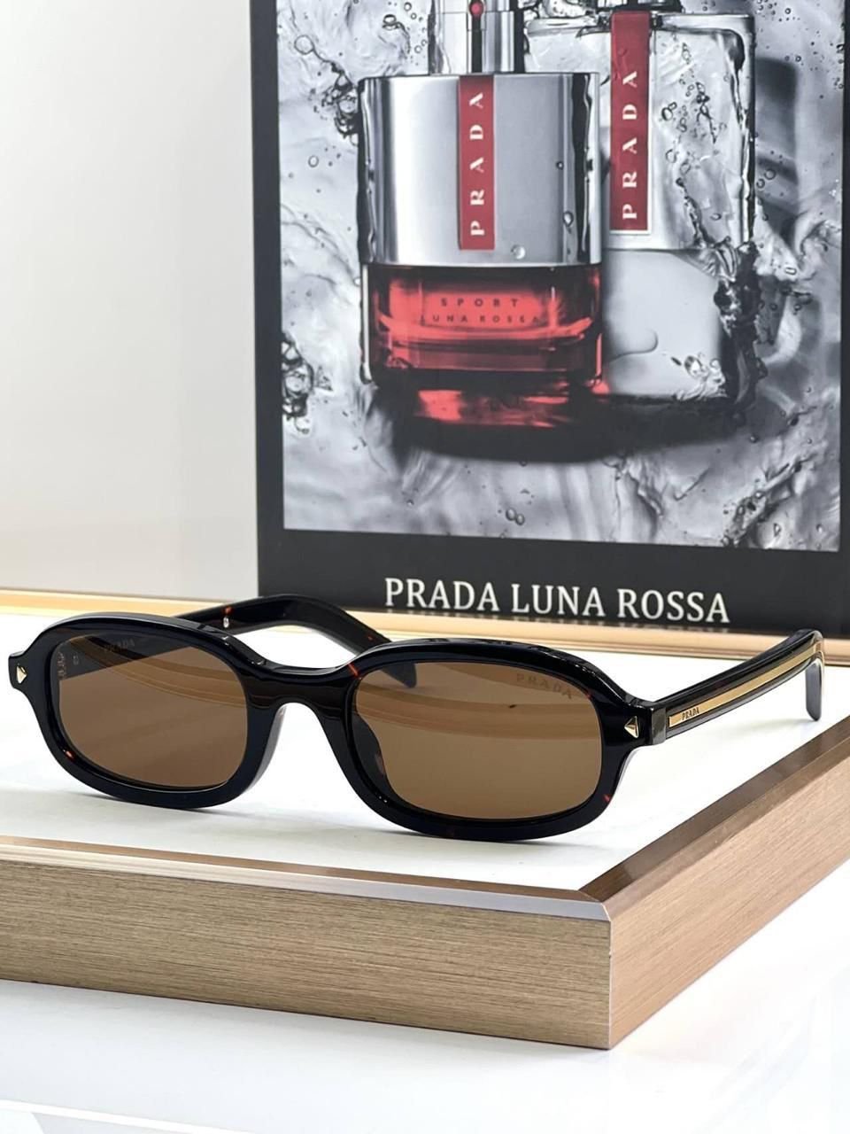 Sunglasses 043