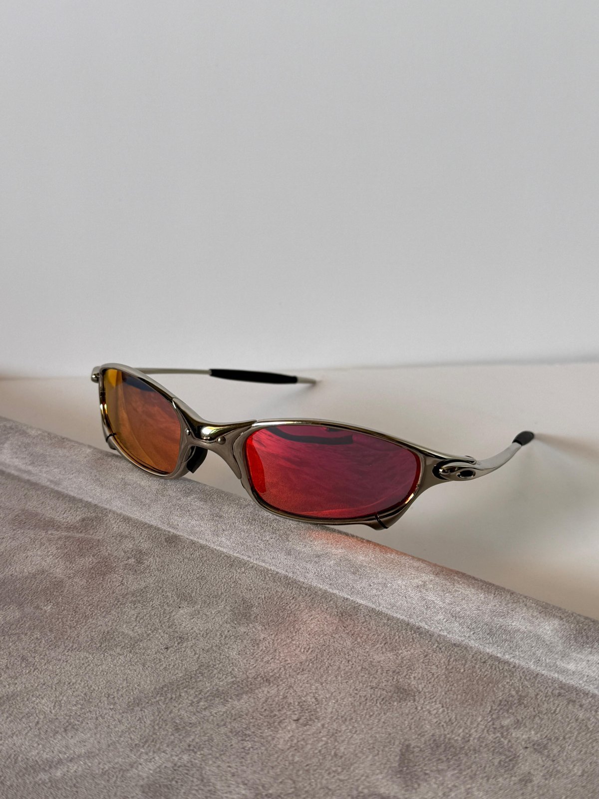 Sunglasses 062