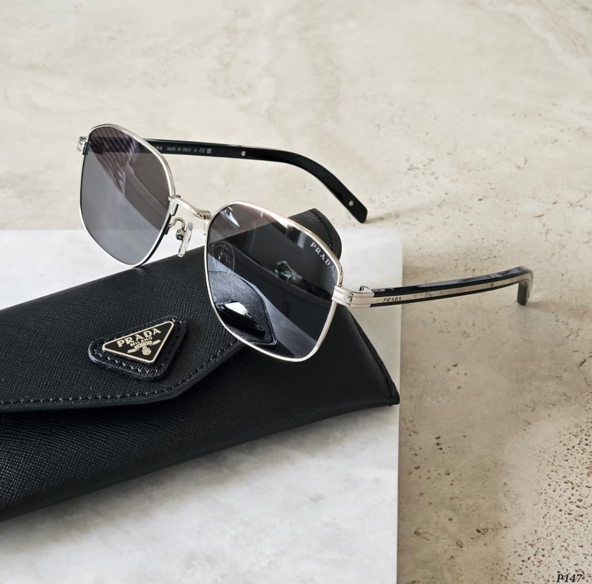 Sunglasses 095