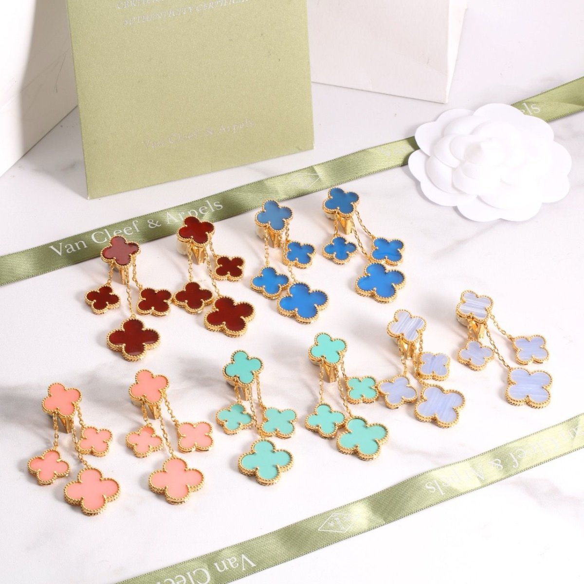 Accessory 001