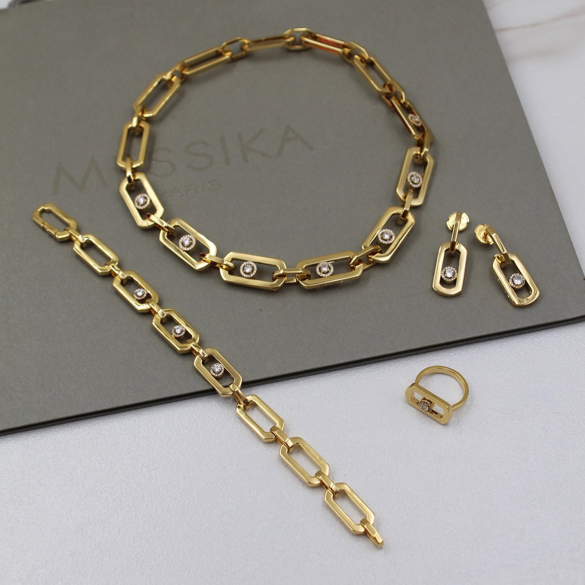 Accessory 026