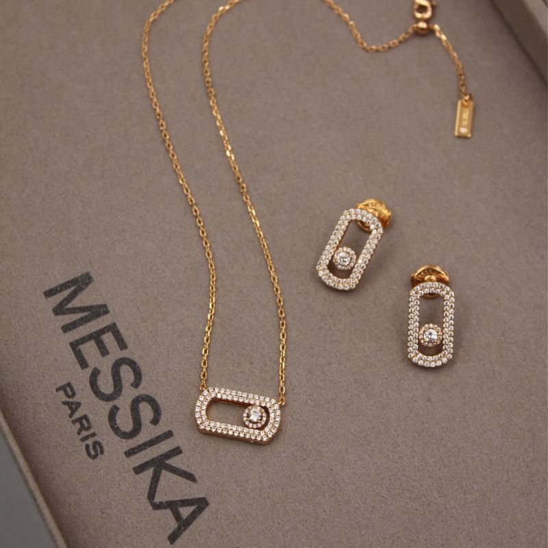 Accessory 040