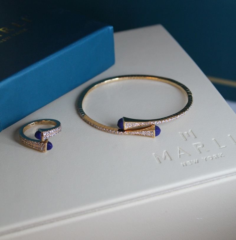Accessory 051