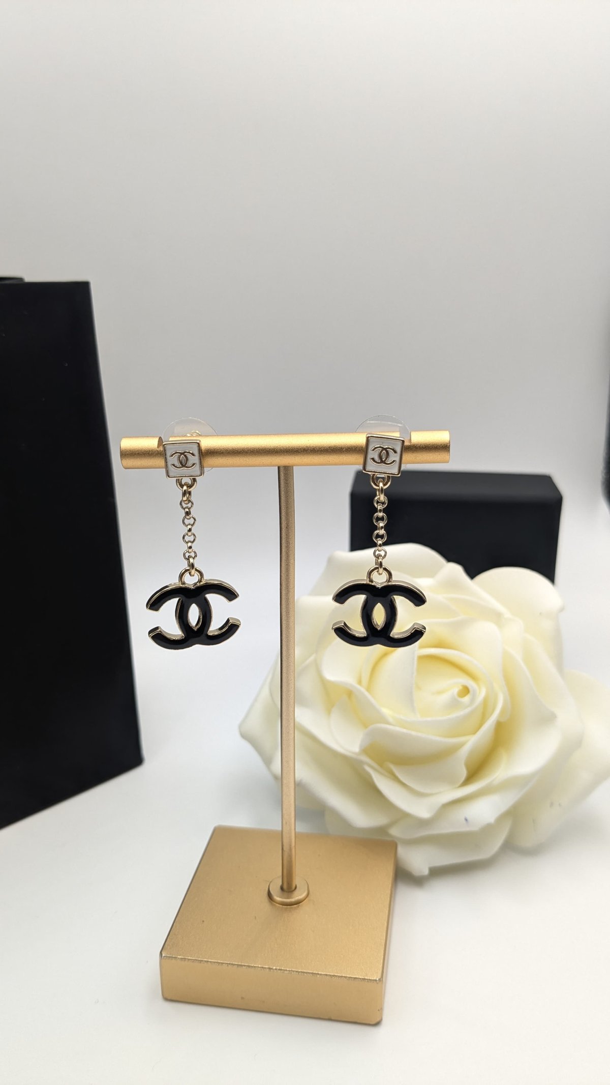 Accessory 063