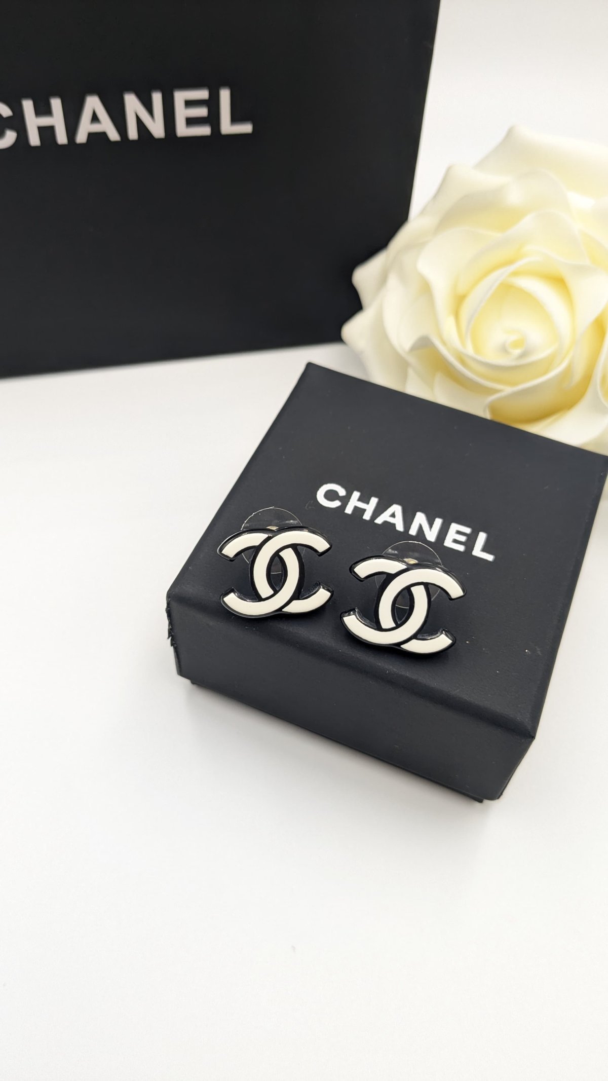 Accessory 068