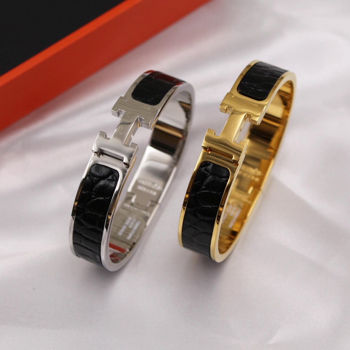 Accessory 152