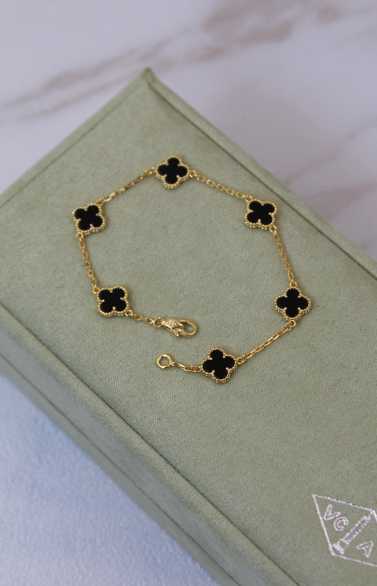 Accessory 178