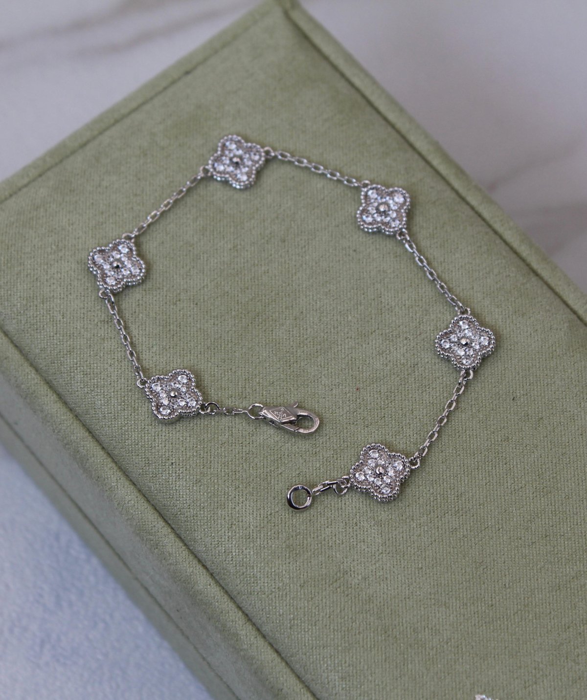 Accessory 187