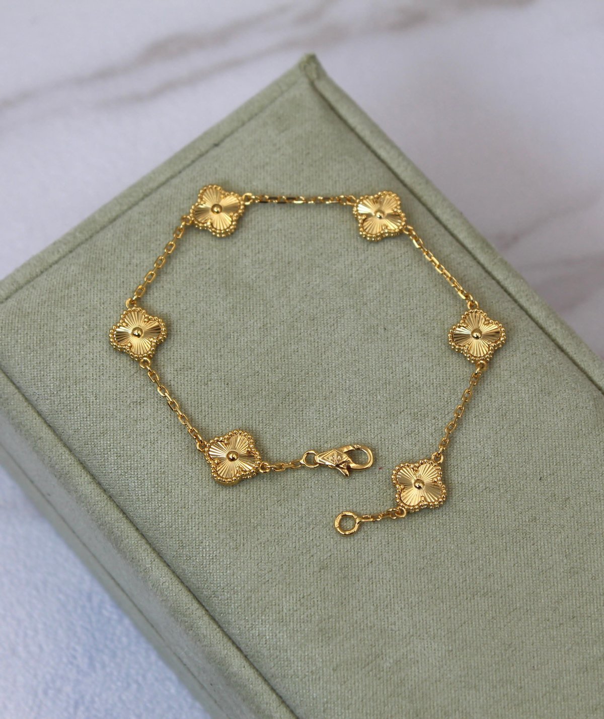 Accessory 189