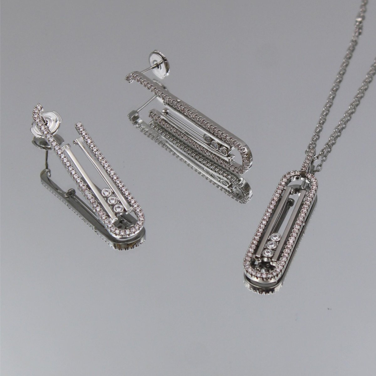Accessory 216