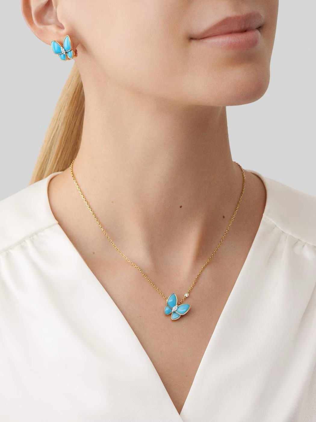 Accessory 228