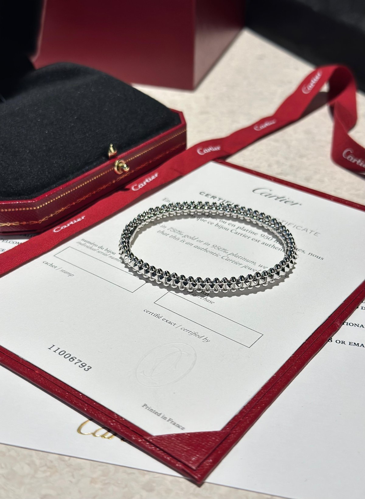 Accessory 255