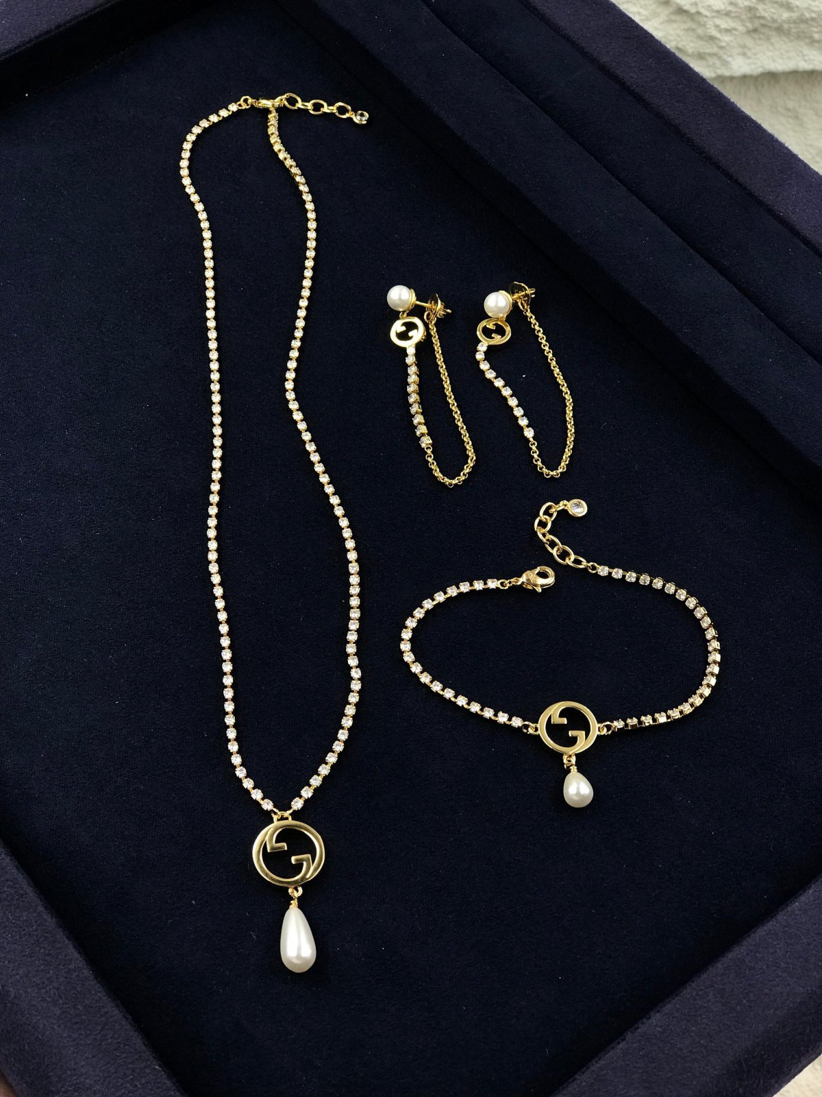 Accessory 281
