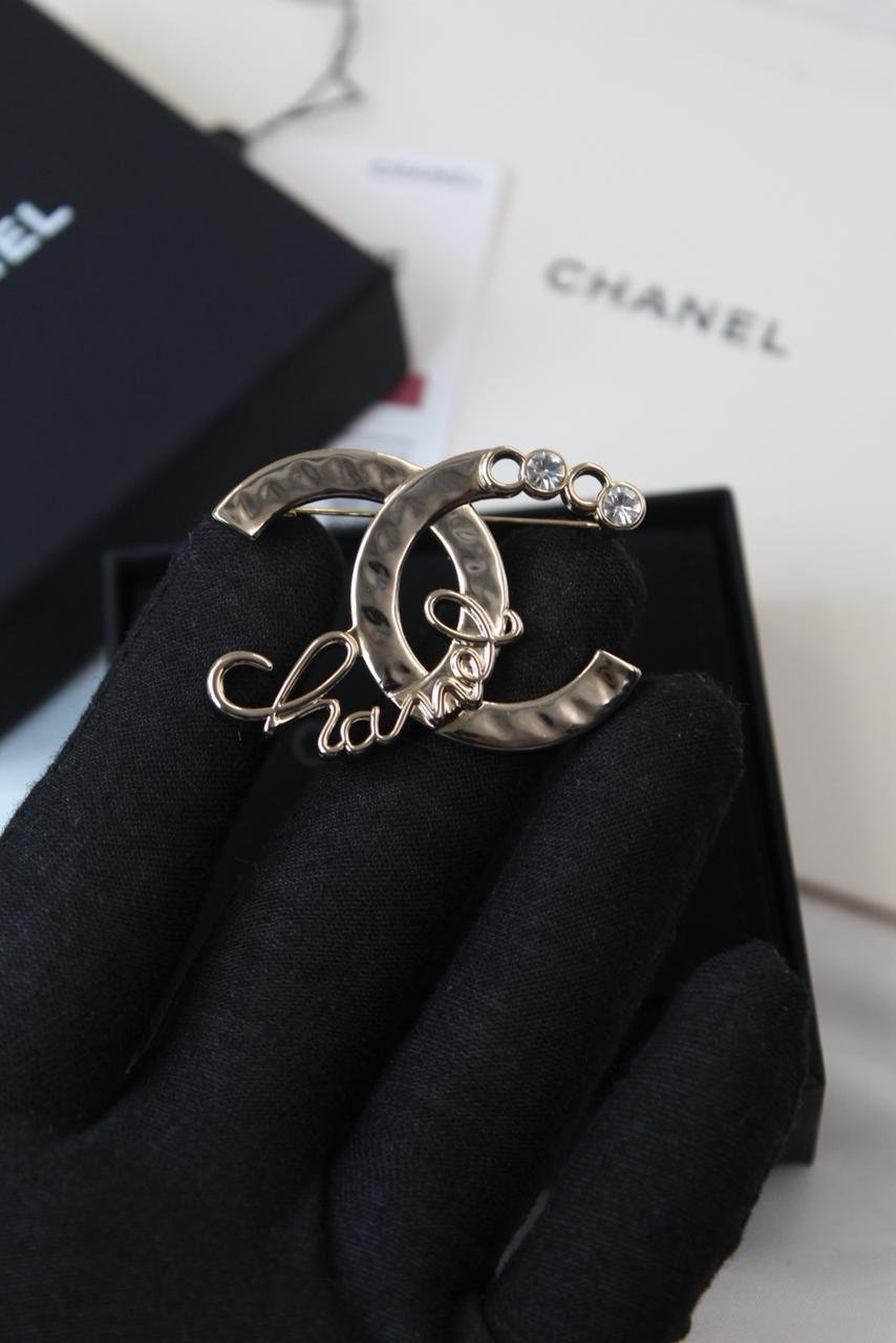Accessory 325