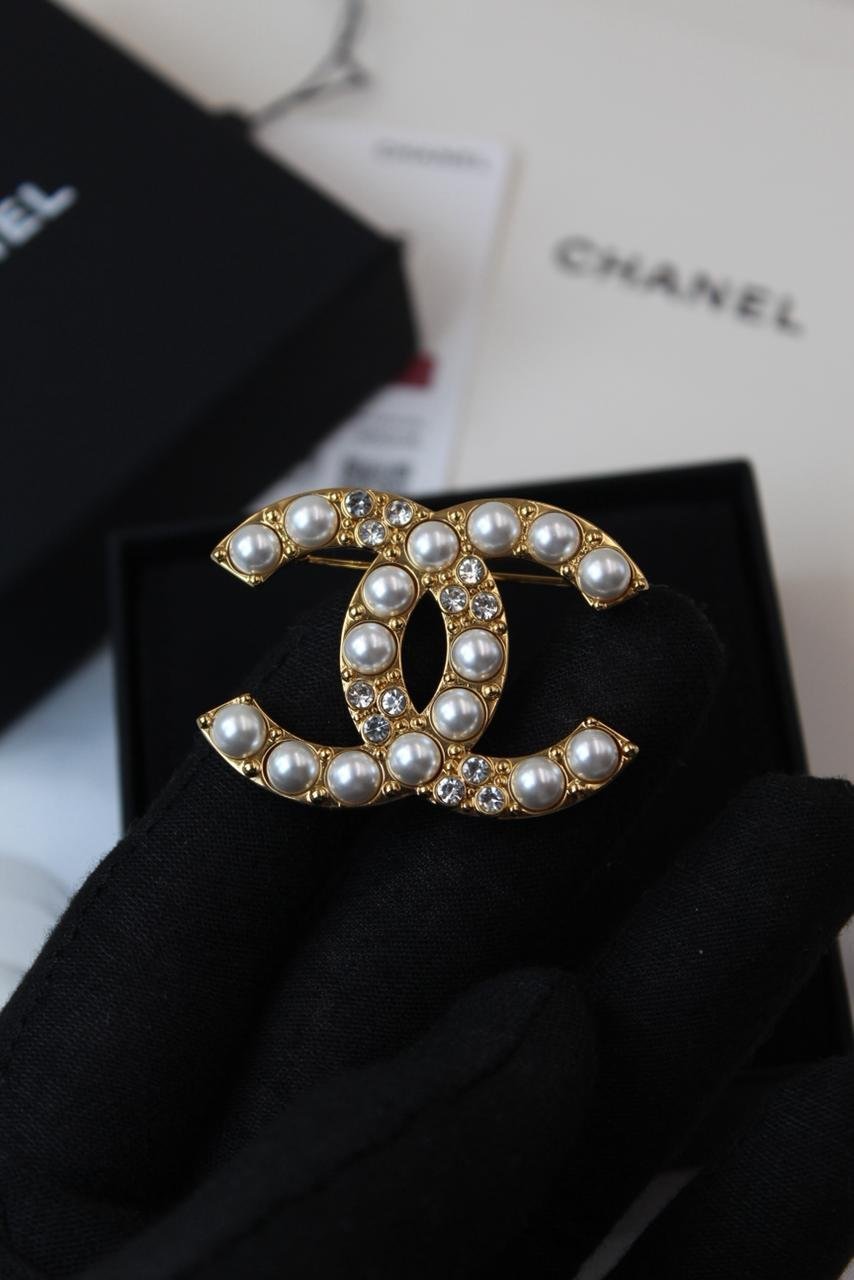 Accessory 331