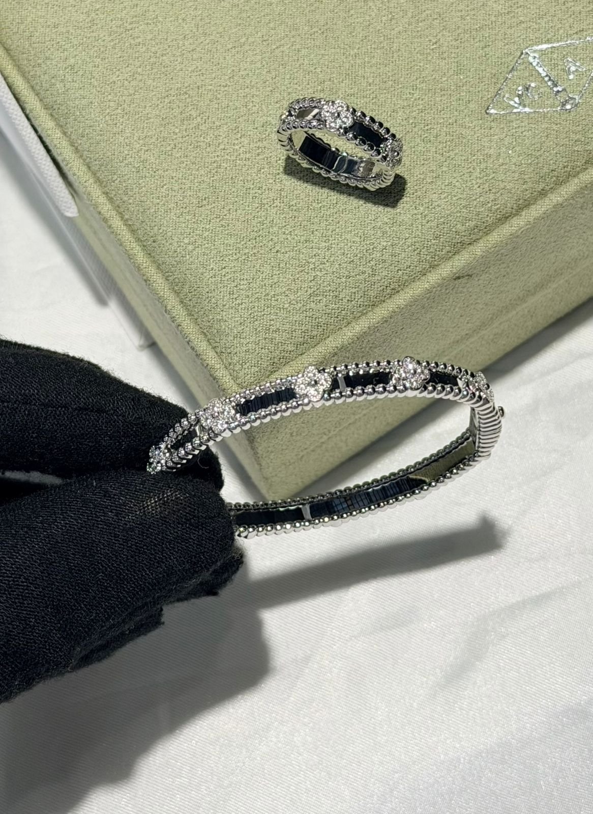 Accessory 344
