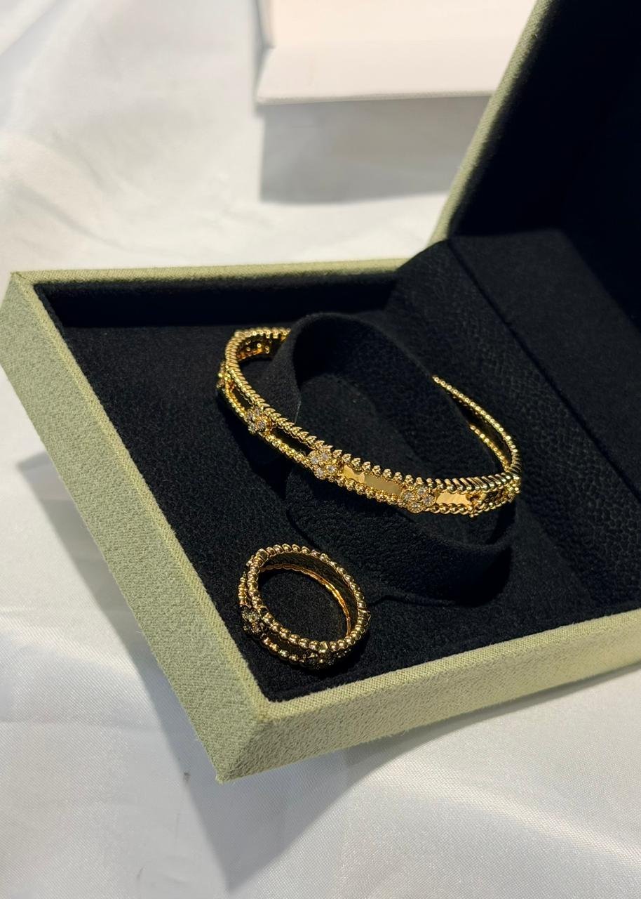 Accessory 346
