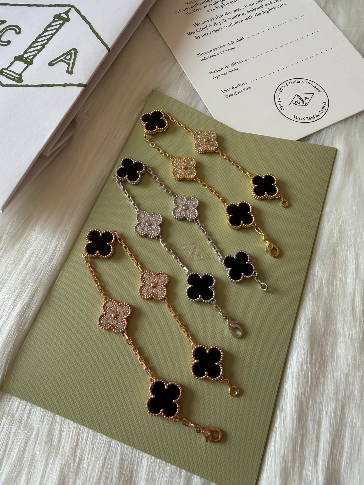 Accessory 366