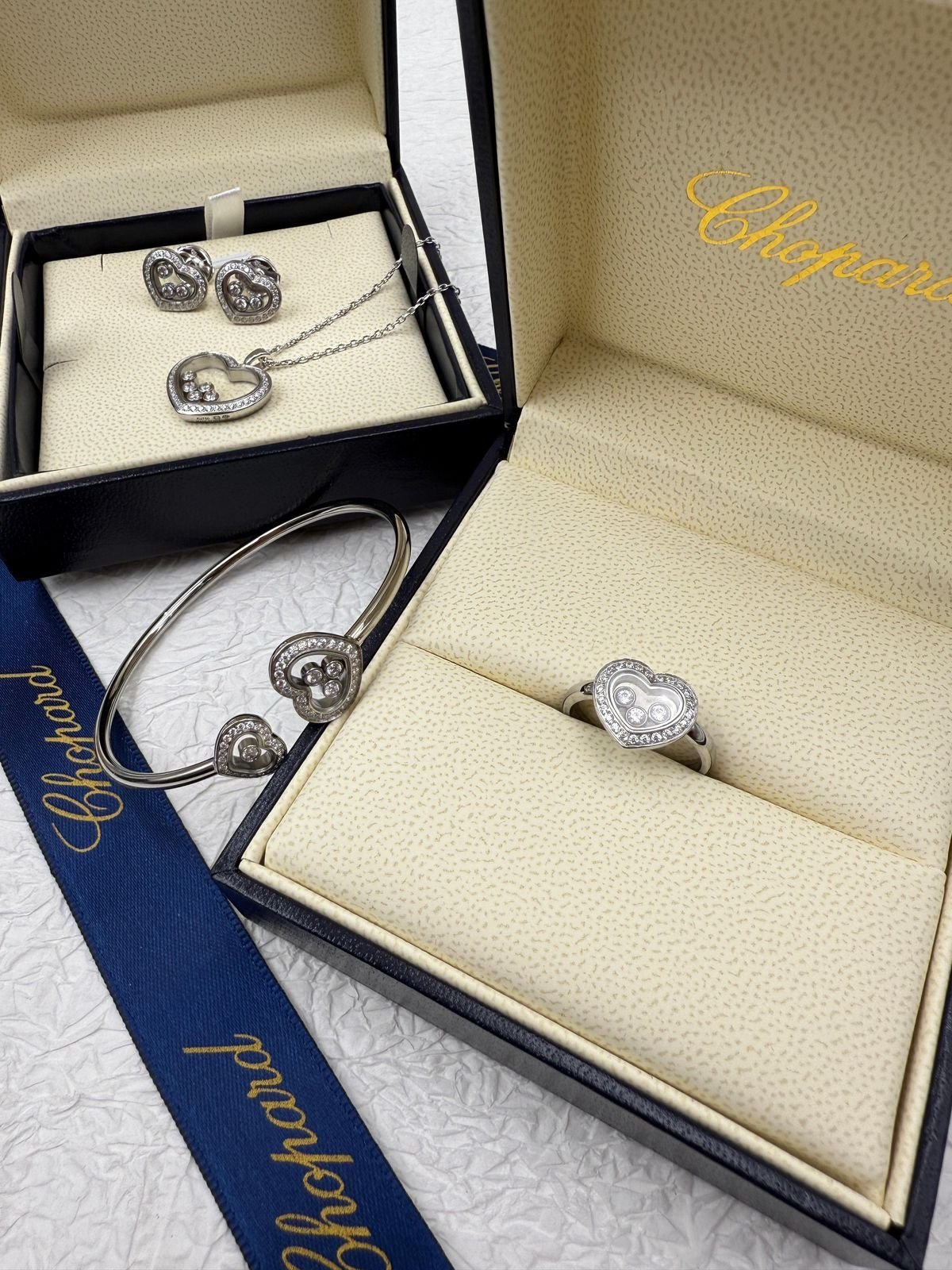 Accessory 371