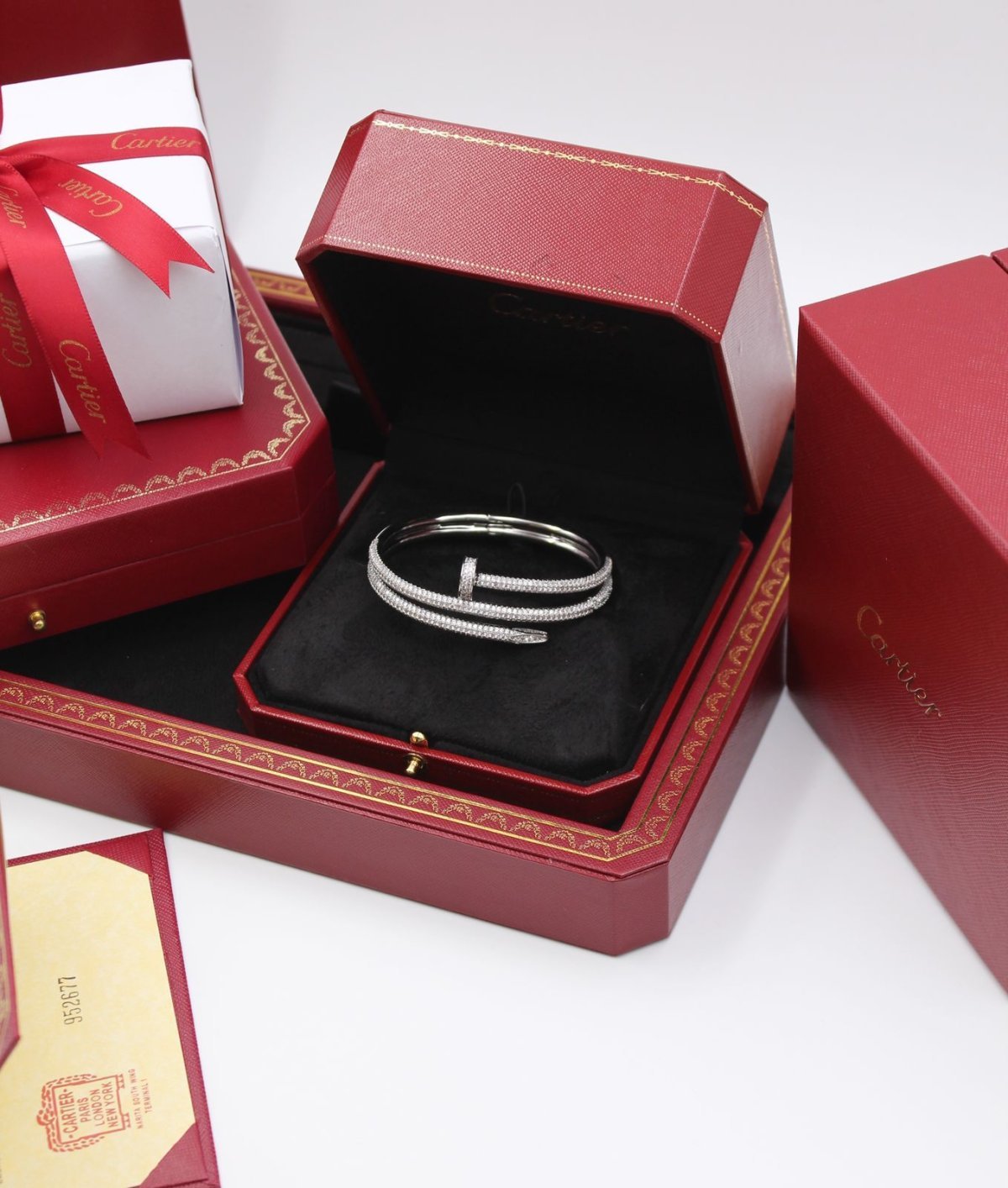 Accessory 382