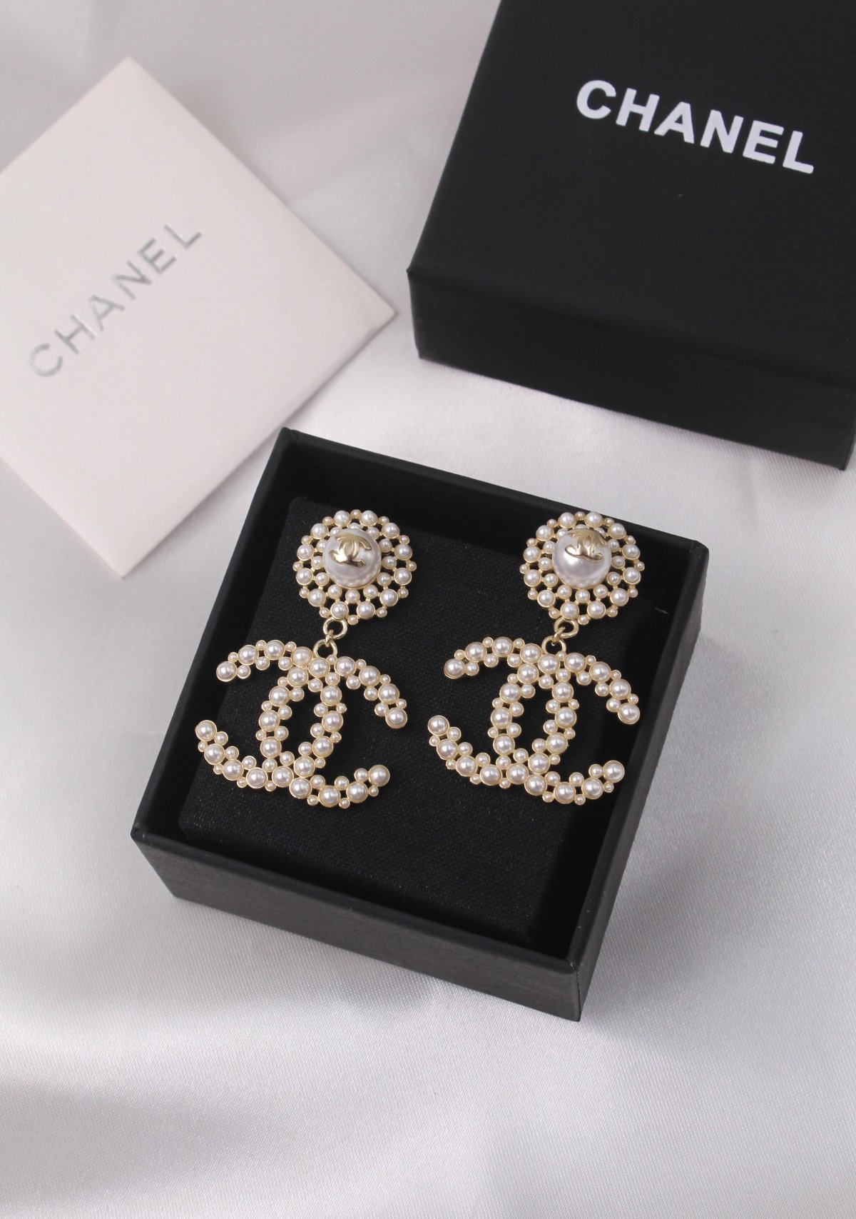 Accessory 402