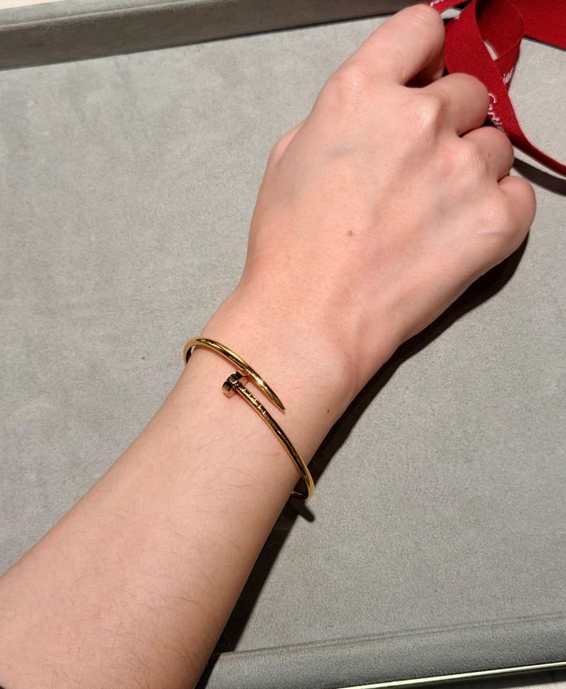 Accessory 412
