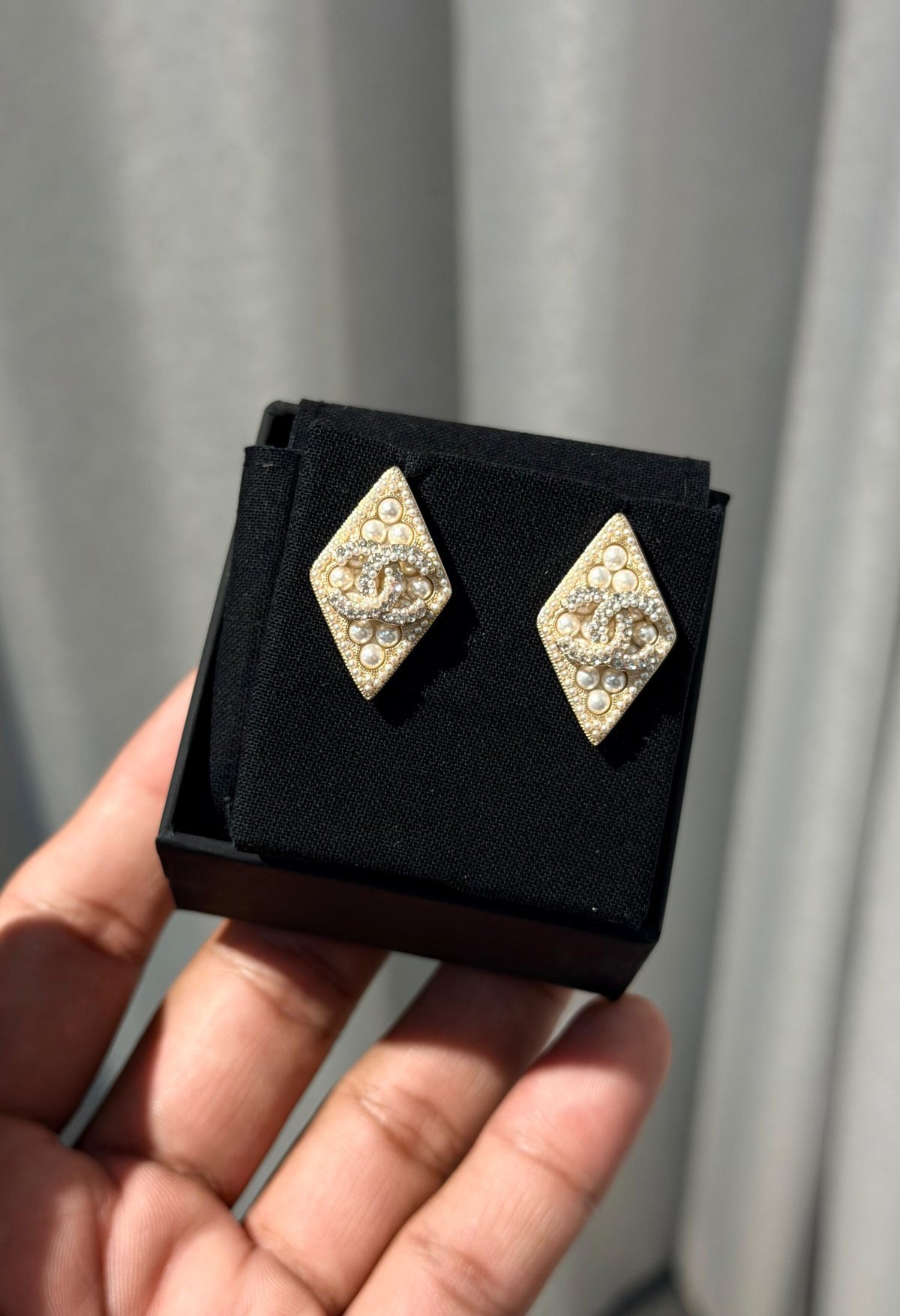 Accessory 437