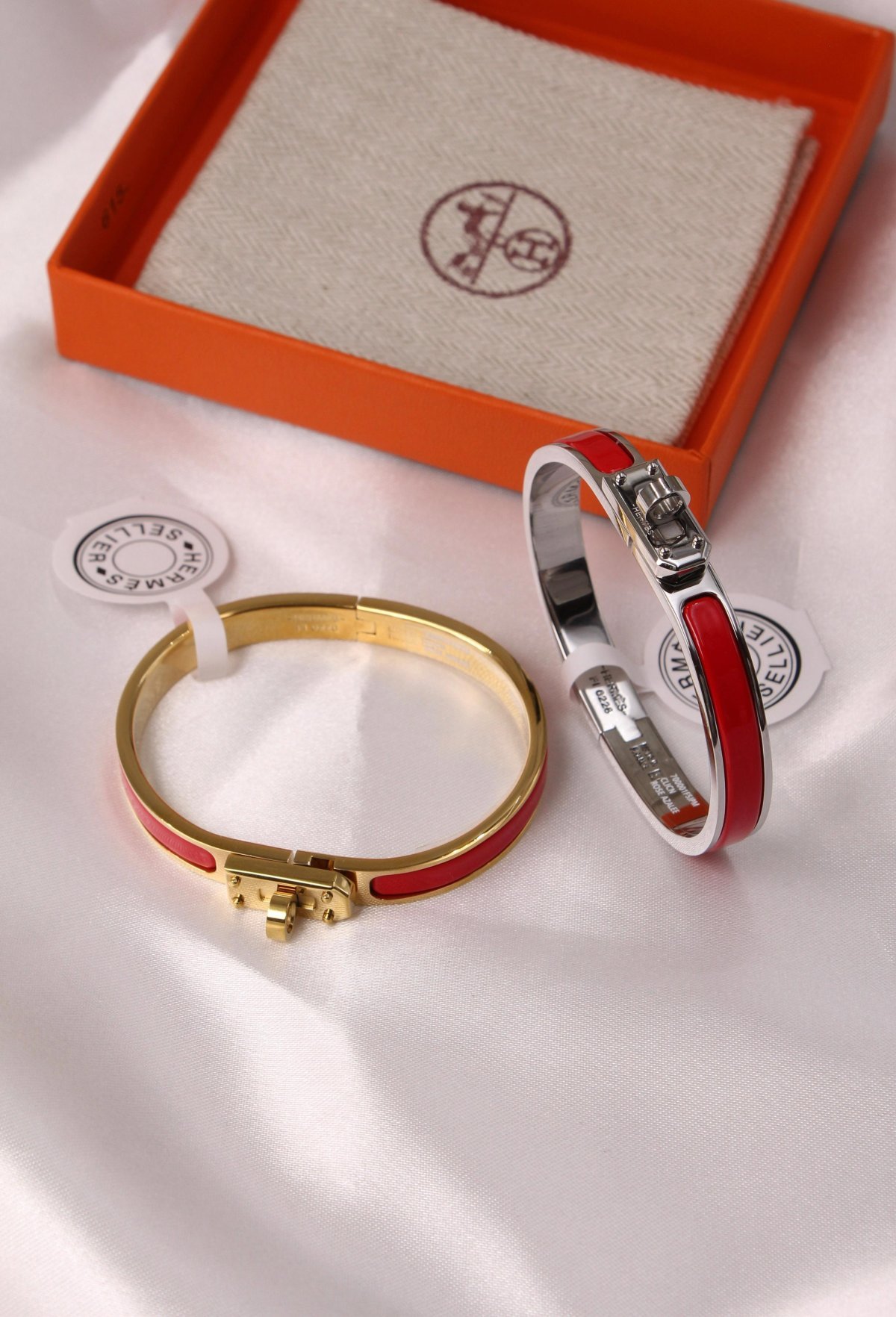 Accessory 471